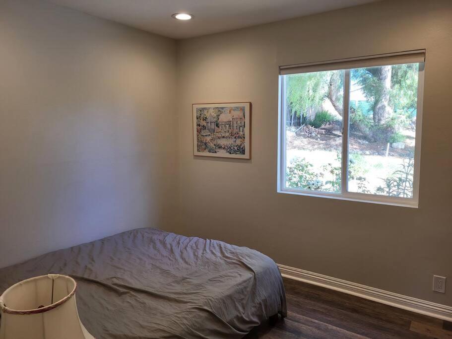 Bouganvilla 4-Bedroom, 2-Baths, Single Family House Thousand Oaks Exterior foto